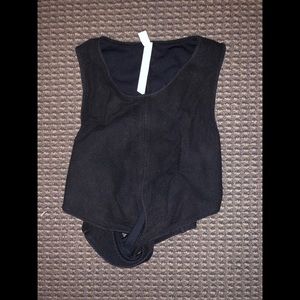 workout top